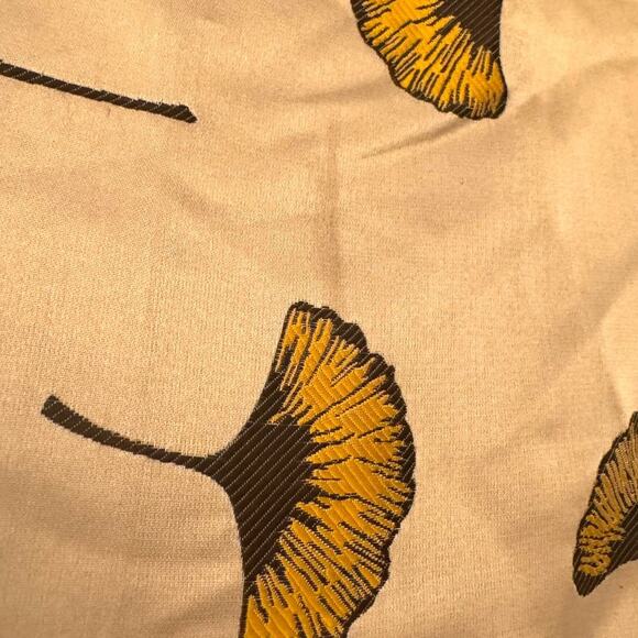 Storm & Marie Skirt NWT Damaged Satin Dandelion Mini Skater Skirt Size 6 - Picture 3 of 16